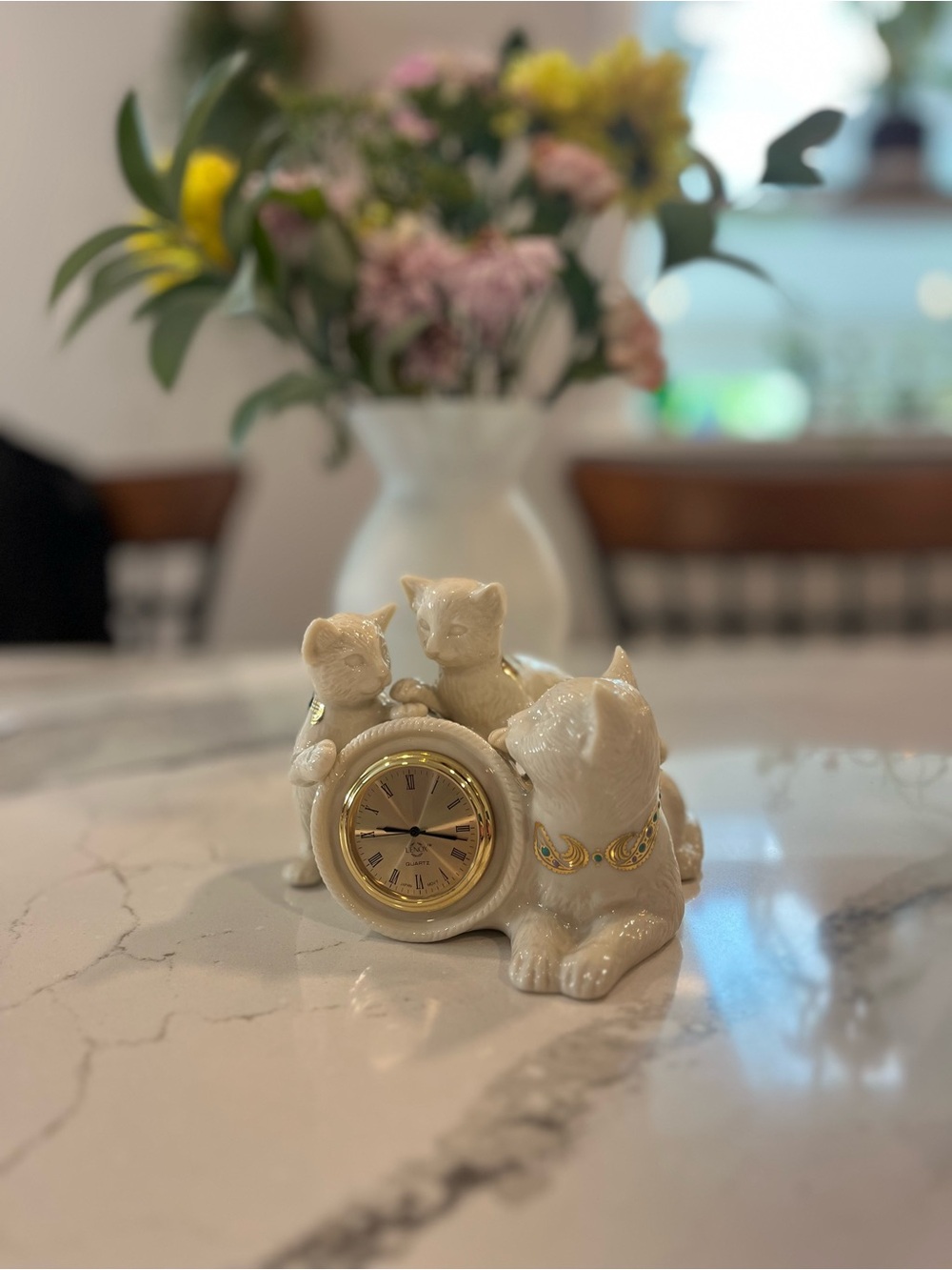 🐈 Lenox  Ceramic Cat and Kittens Clock Figurine